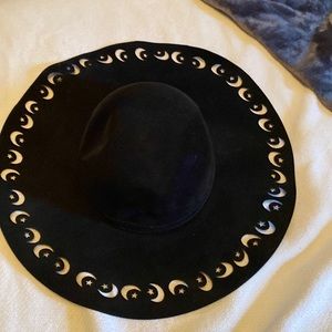 Black felt hat